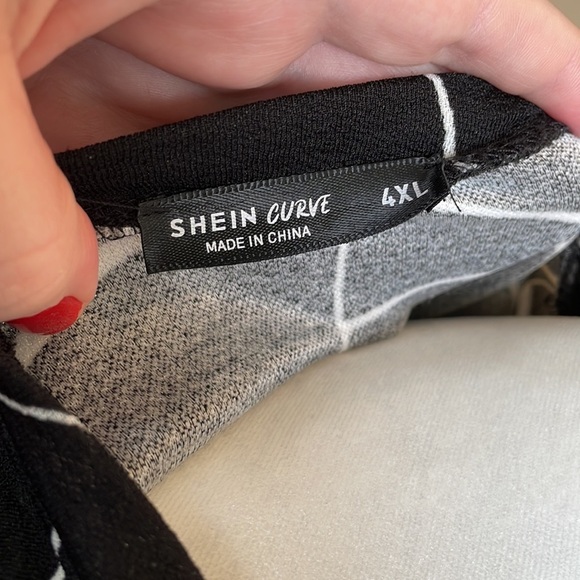 SHEIN Curve black and white tunic - Picture 4 of 5
